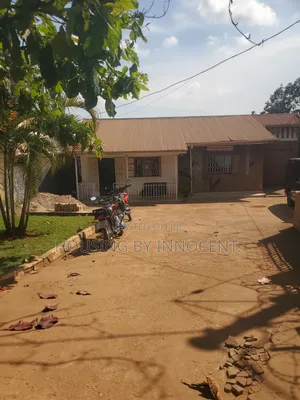 3bdrm Bungalow in Bukoto, Central Division for rent