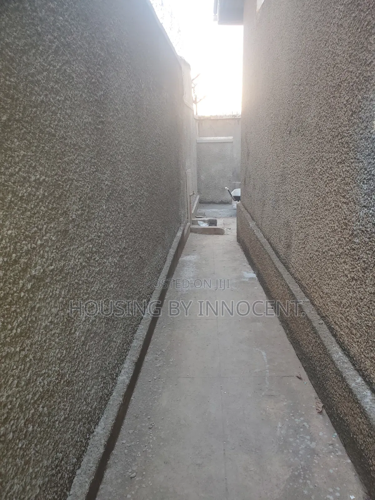 3bdrm Bungalow in Bukoto, Central Division for rent