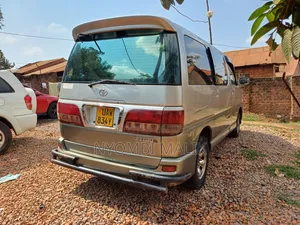 Toyota Regius 1998 Gold