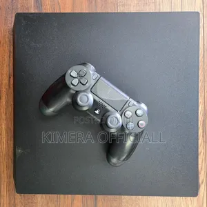 Ps4 Pro Console Chipped With 32 Heavy Games & 2 Pads in Kampala Uganda