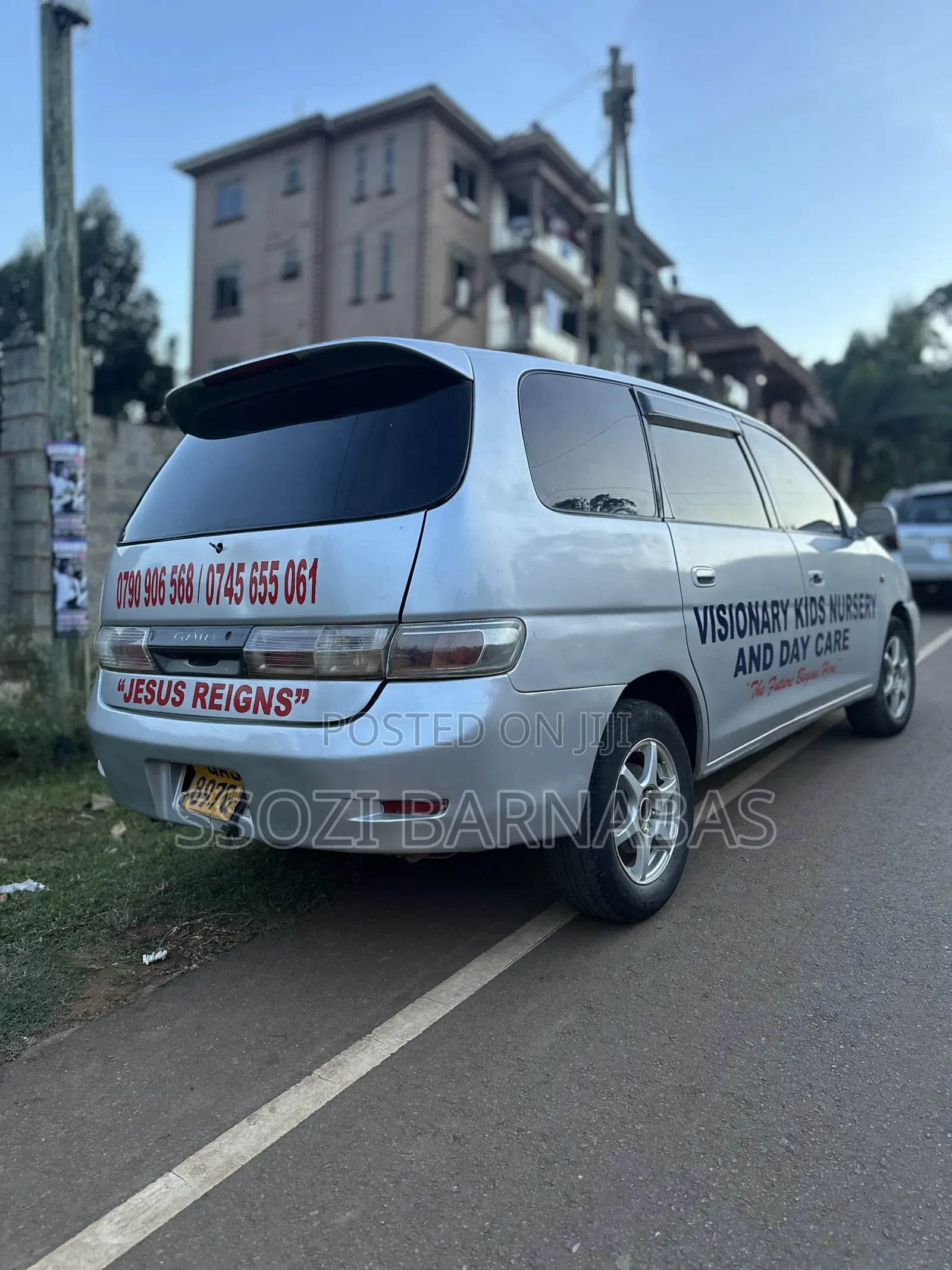 Toyota Gaia 2002 White