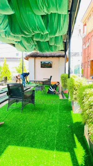 Waxmx Artificial Turf