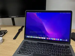 Laptop Apple MacBook Pro 2020 M1 8GB Apple M1 Pro SSD 256GB