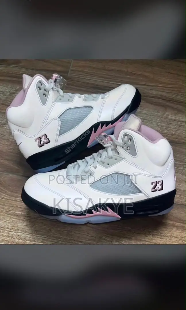 Air Jordan Retro White