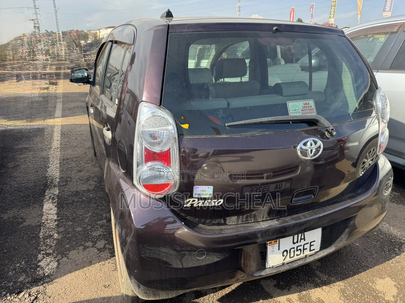 Toyota Passo 1.0 FWD 2012 Silver