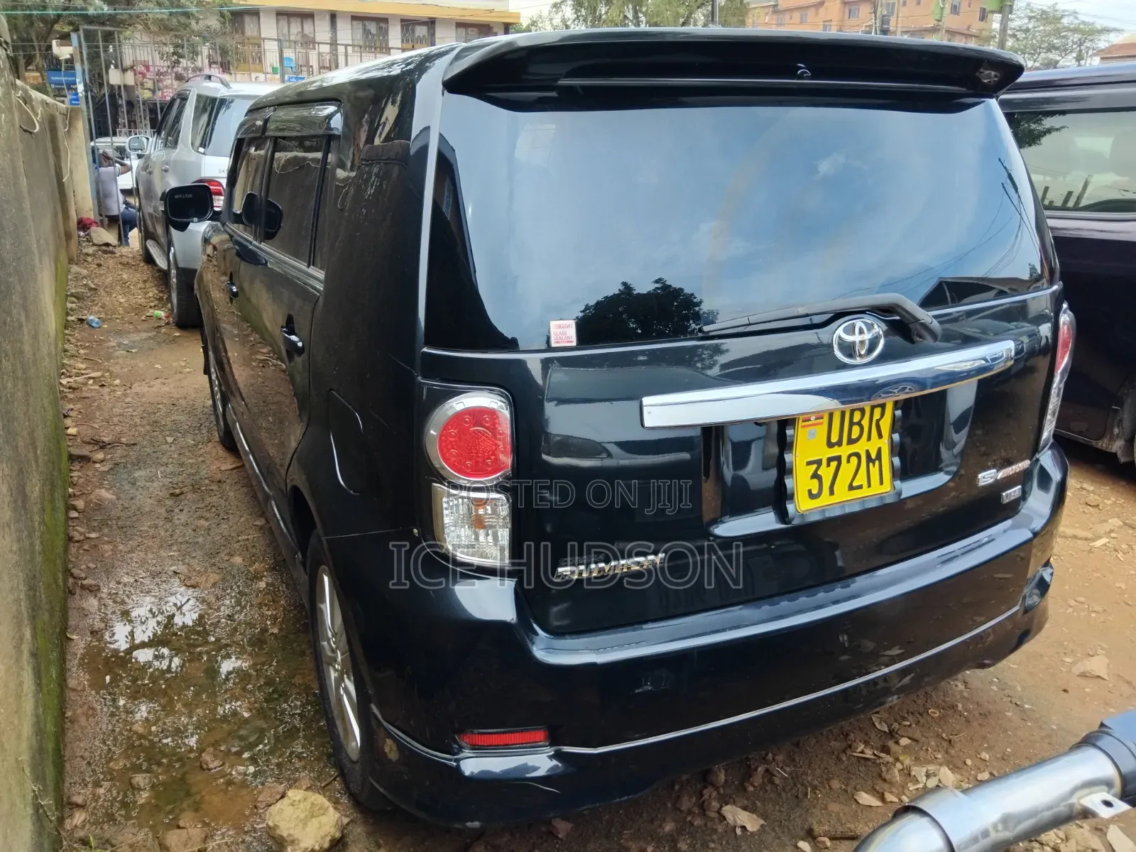 Toyota Corolla Rumion 2012 Black