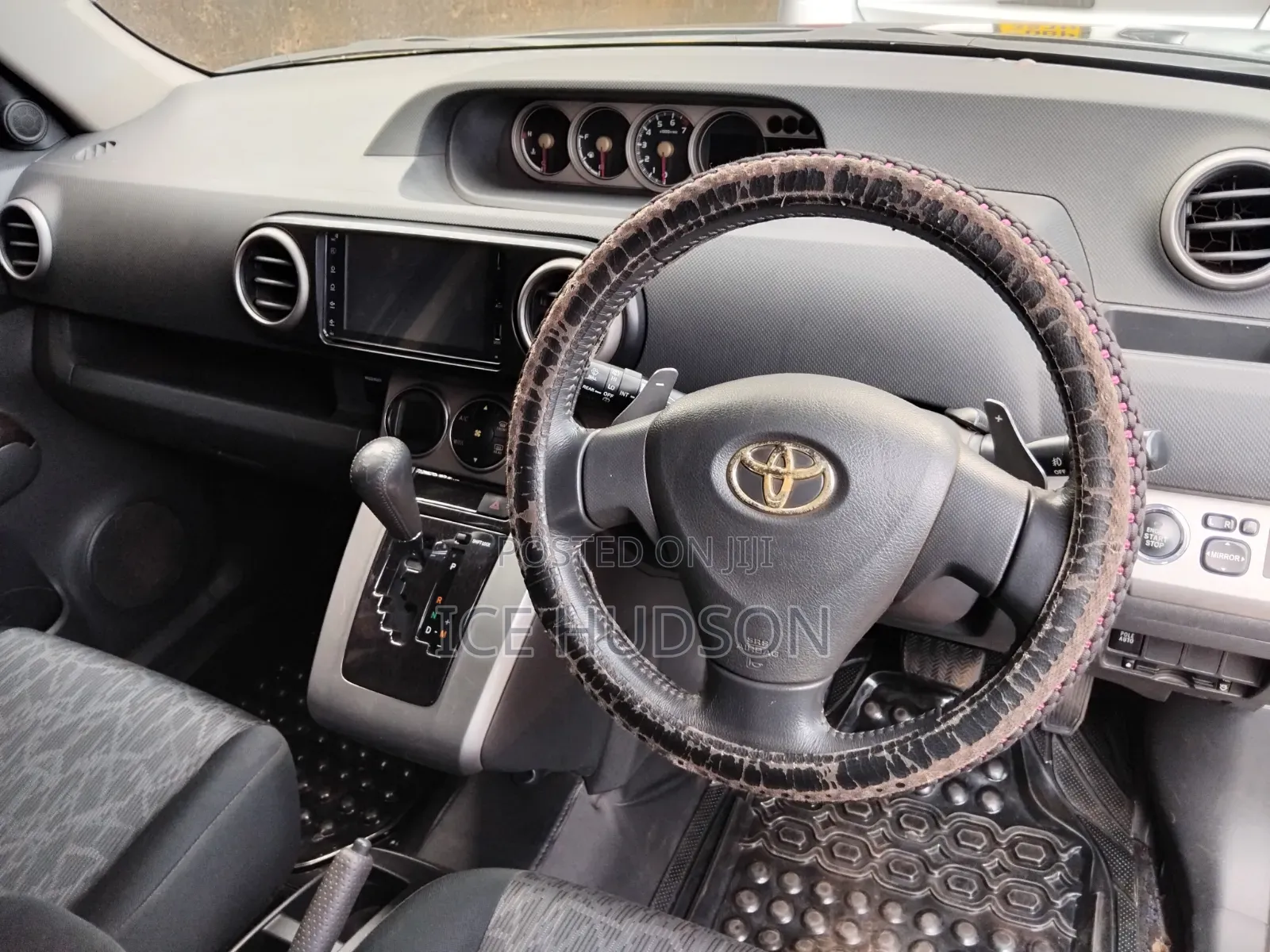 Toyota Corolla Rumion 2012 Black