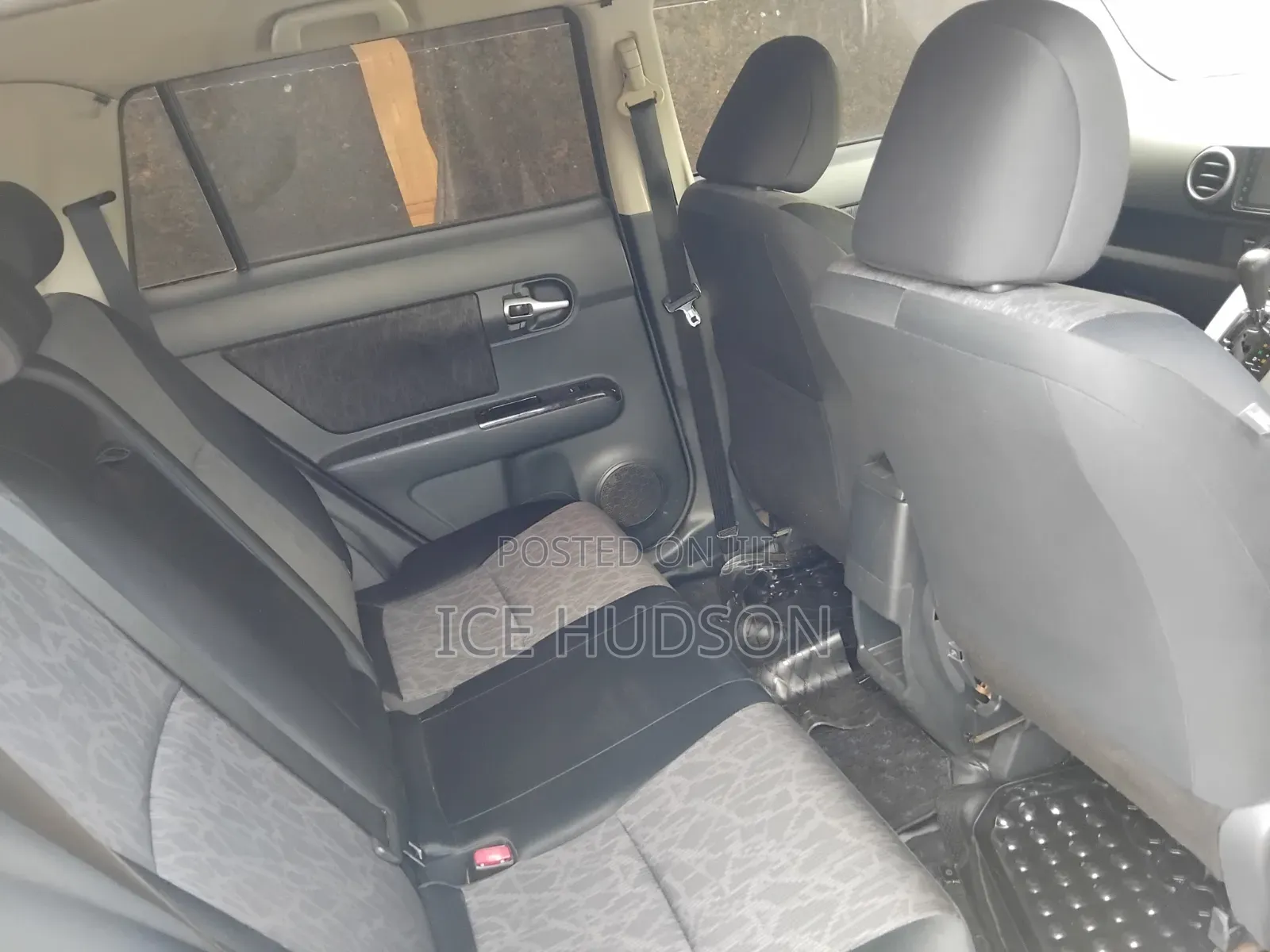 Toyota Corolla Rumion 2012 Black