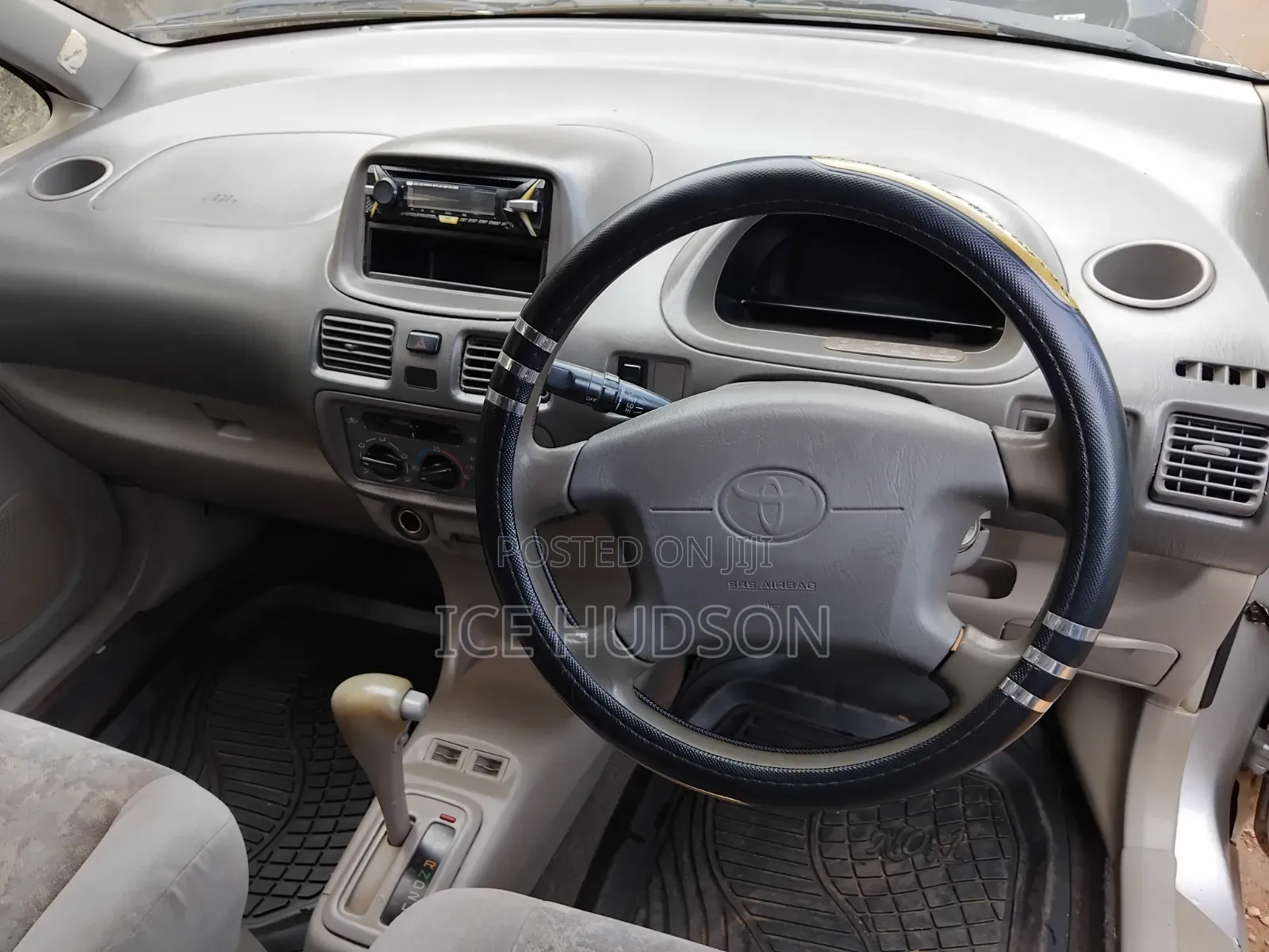 Toyota Corolla Spacio 2002 Silver
