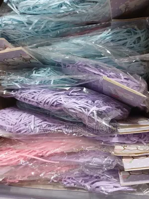 Crinkle-Cut Shredded Paper Filler Used for Gift Boxes, Hampers
