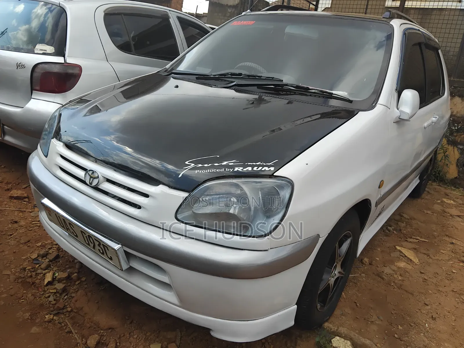 Toyota Raum 2002 White