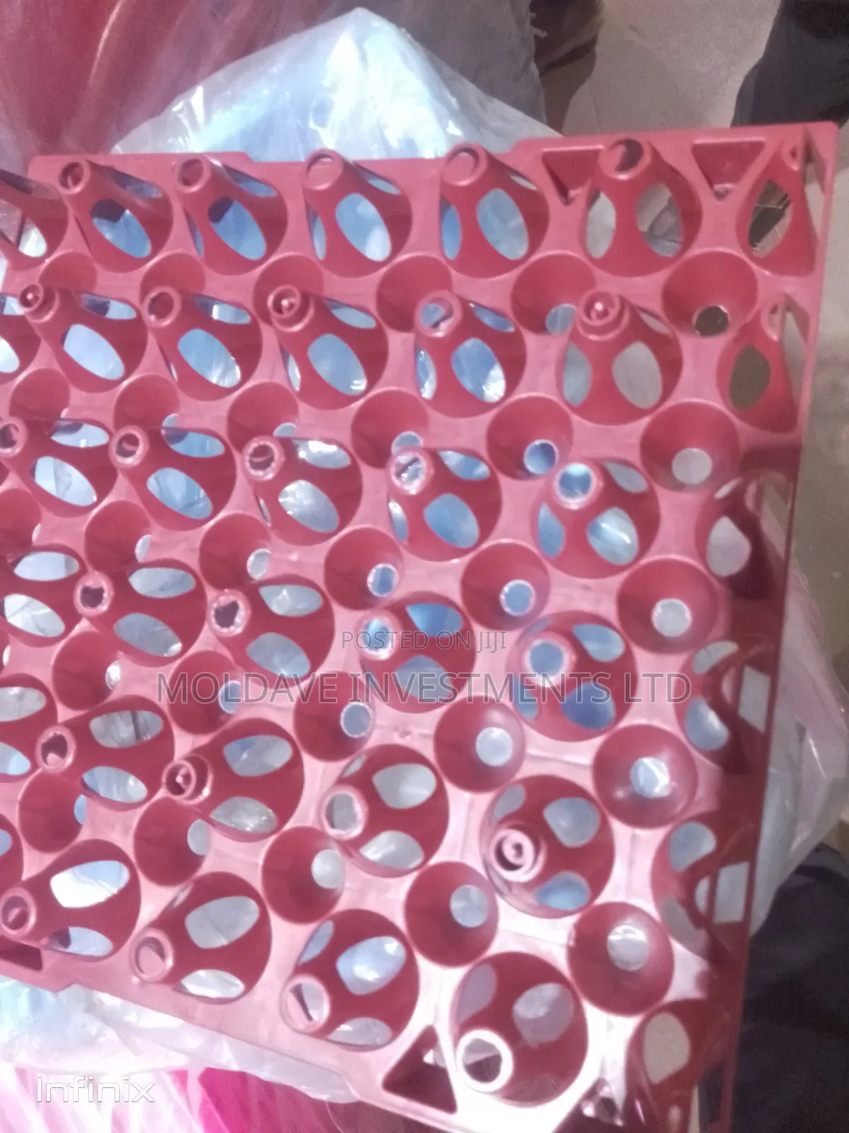 Plastic Egg Trays at Bundle -100pcs