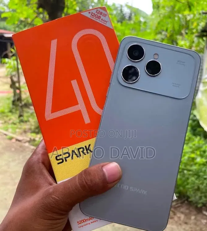 New Tecno Spark 40 256 GB Gray