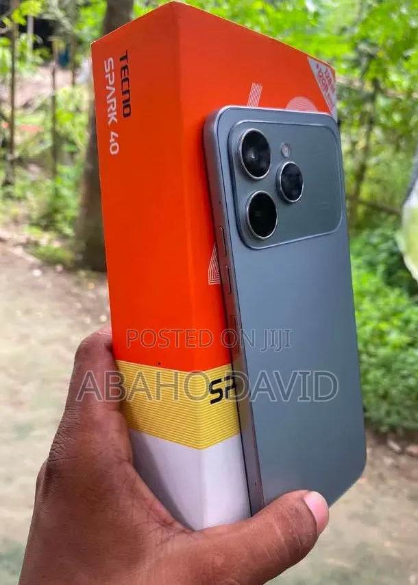 New Tecno Spark 40 256 GB Gray