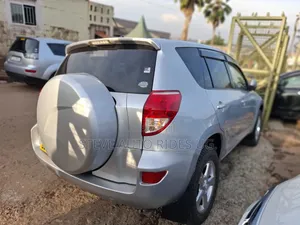 Toyota RAV4 2008 Silver