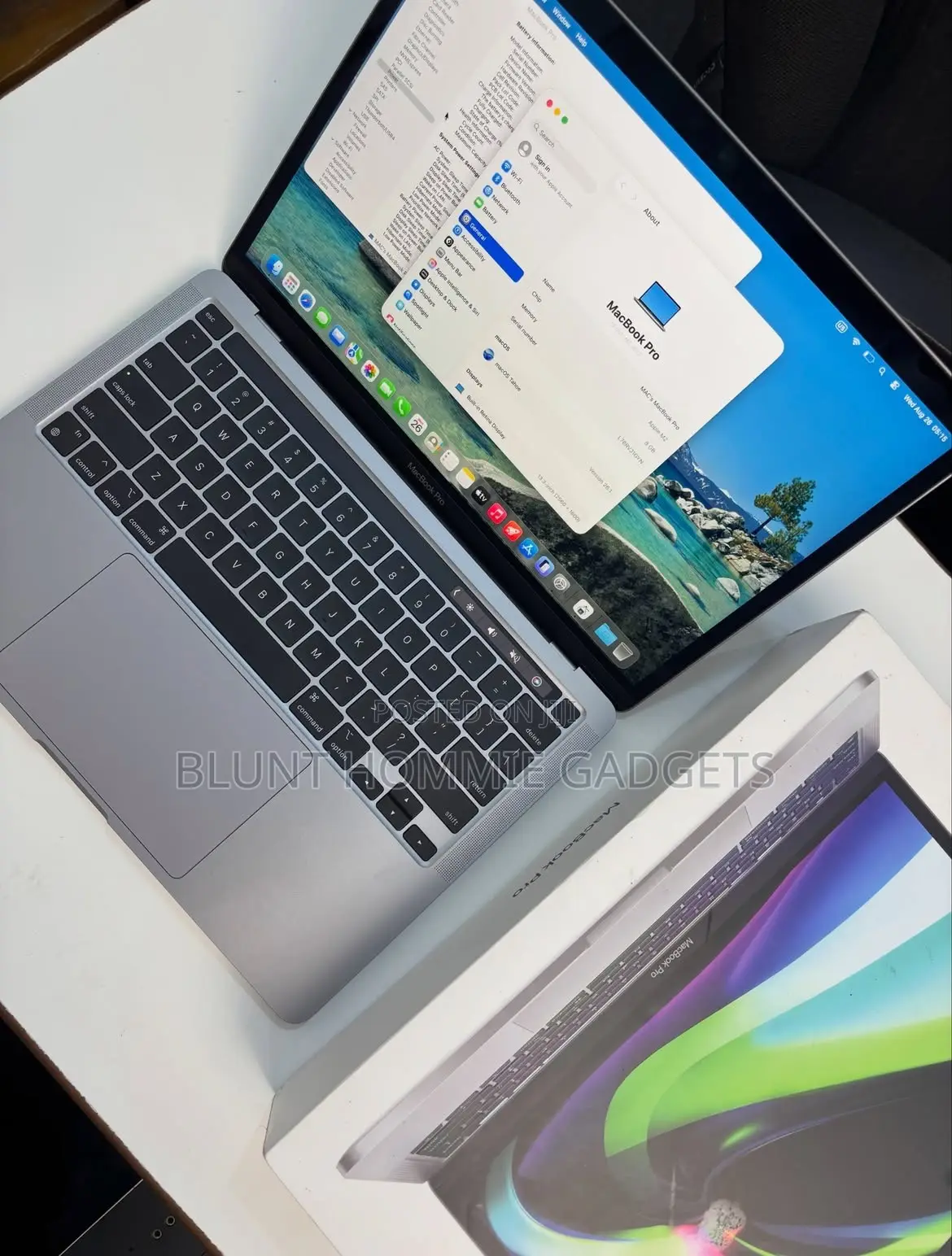 Laptop Apple MacBook Pro 2022 M2 8GB Apple M2 HDD+SSD 512GB
