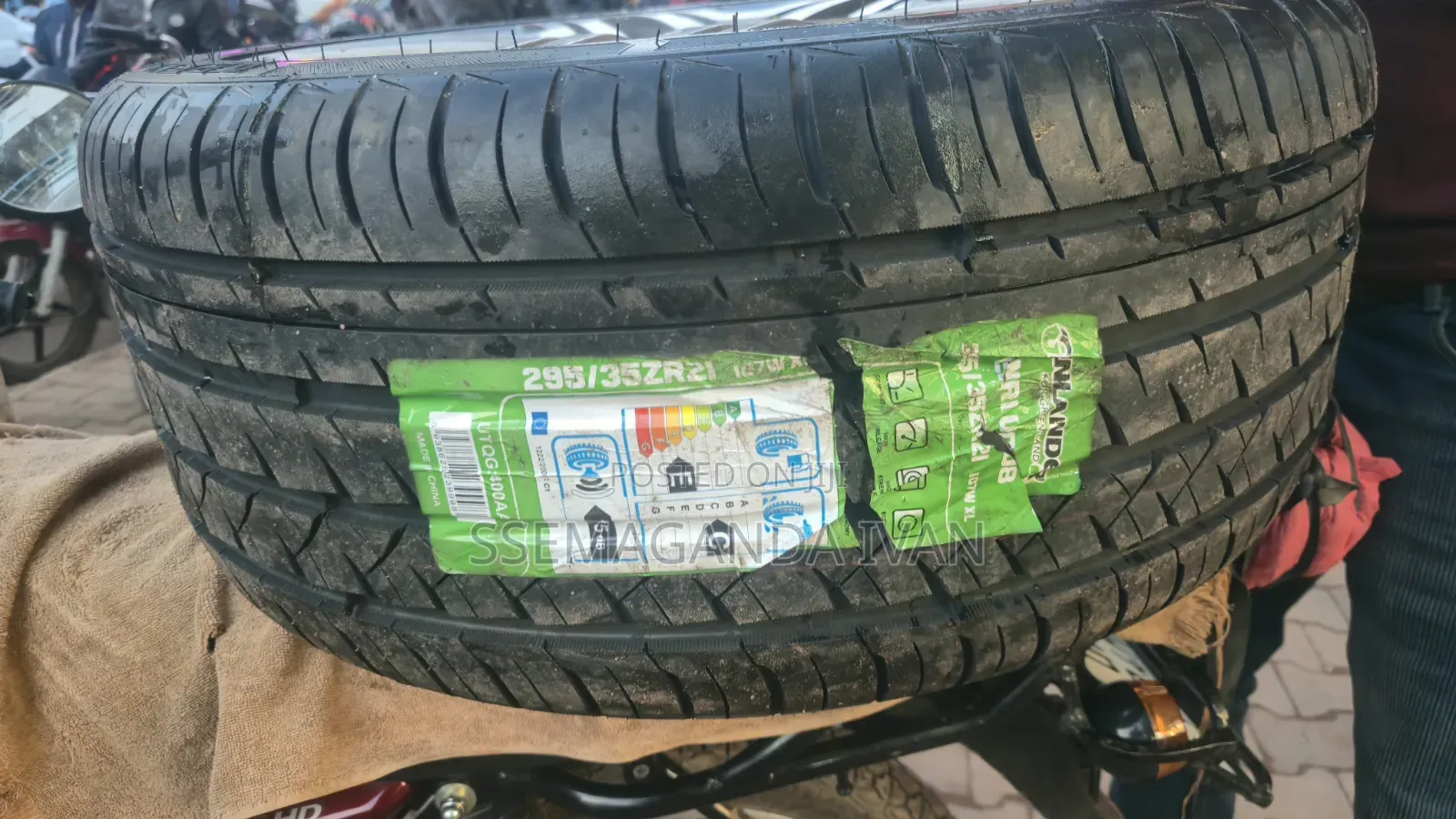 295/35zr21 Lander Tyres Brand New