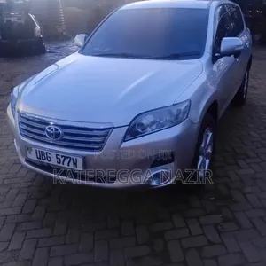 Toyota Vanguard 2009 Silver