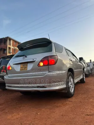 Toyota Harrier 1998 Silver