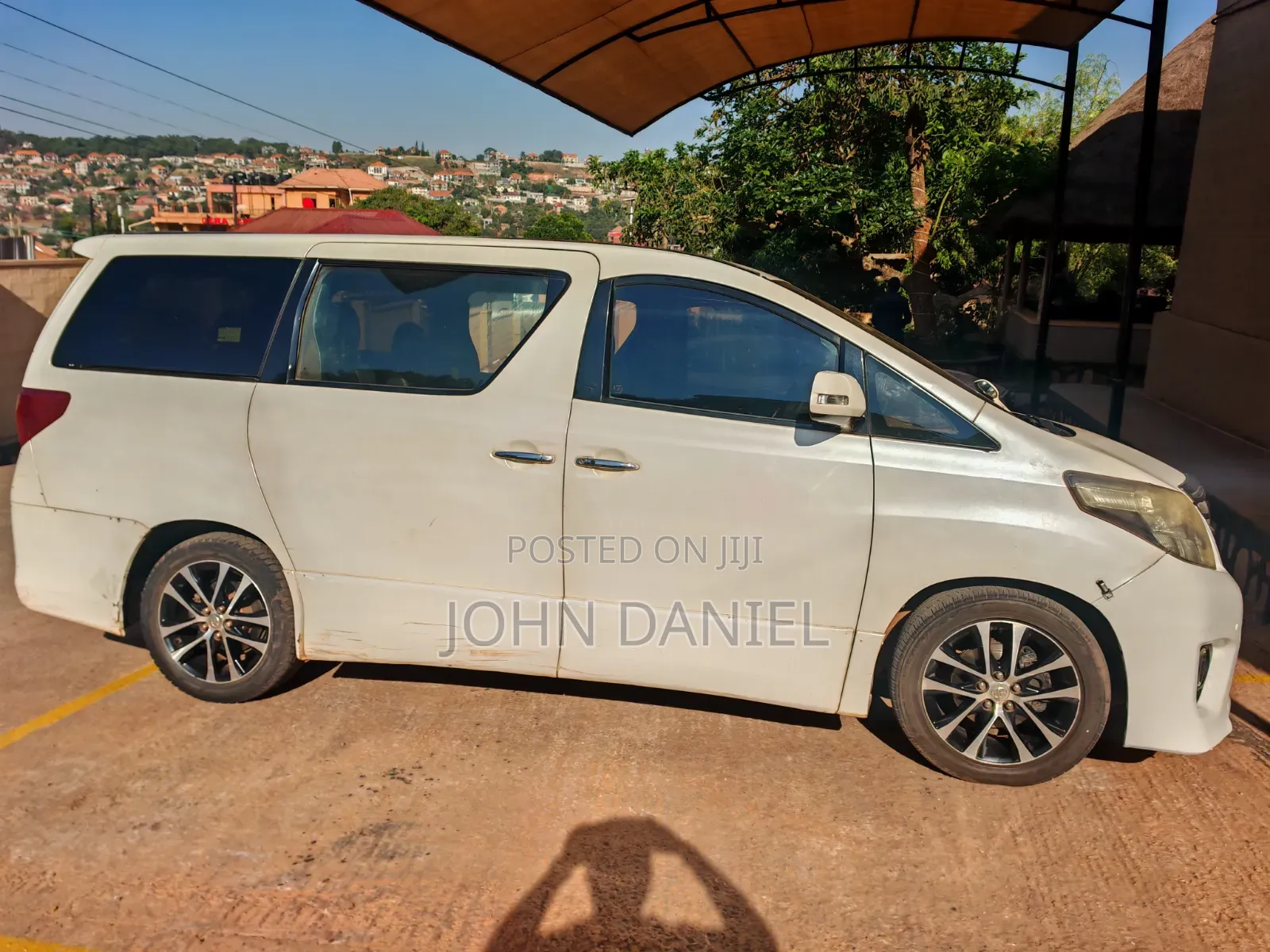 Toyota Alphard 2012 White
