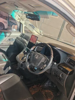 Toyota Alphard 2012 White