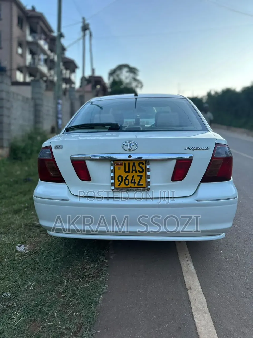 Toyota Corona Premio 2000 White