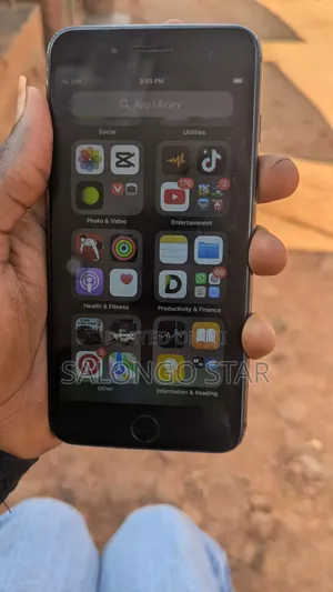Apple iPhone 8 Plus 64 GB Black
