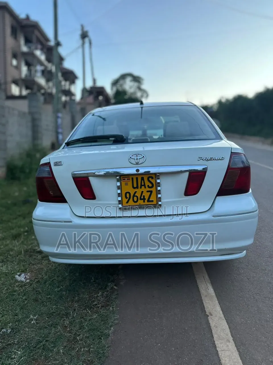 Toyota Corona Premio 2000 White
