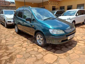 Toyota Corolla Spacio 1997 Green