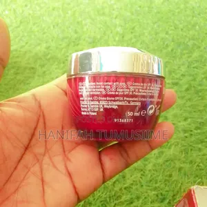 Olay Regenerist Whip Day Cream