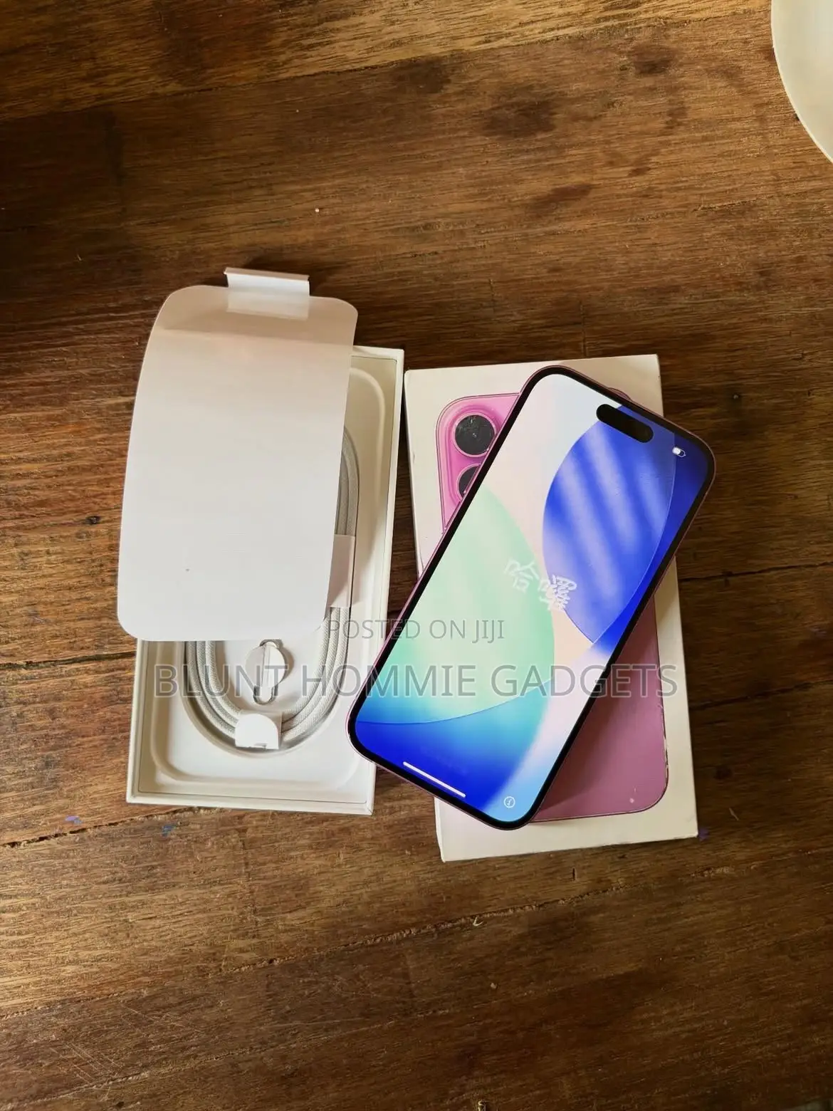 New Apple iPhone 16 128 GB Pink
