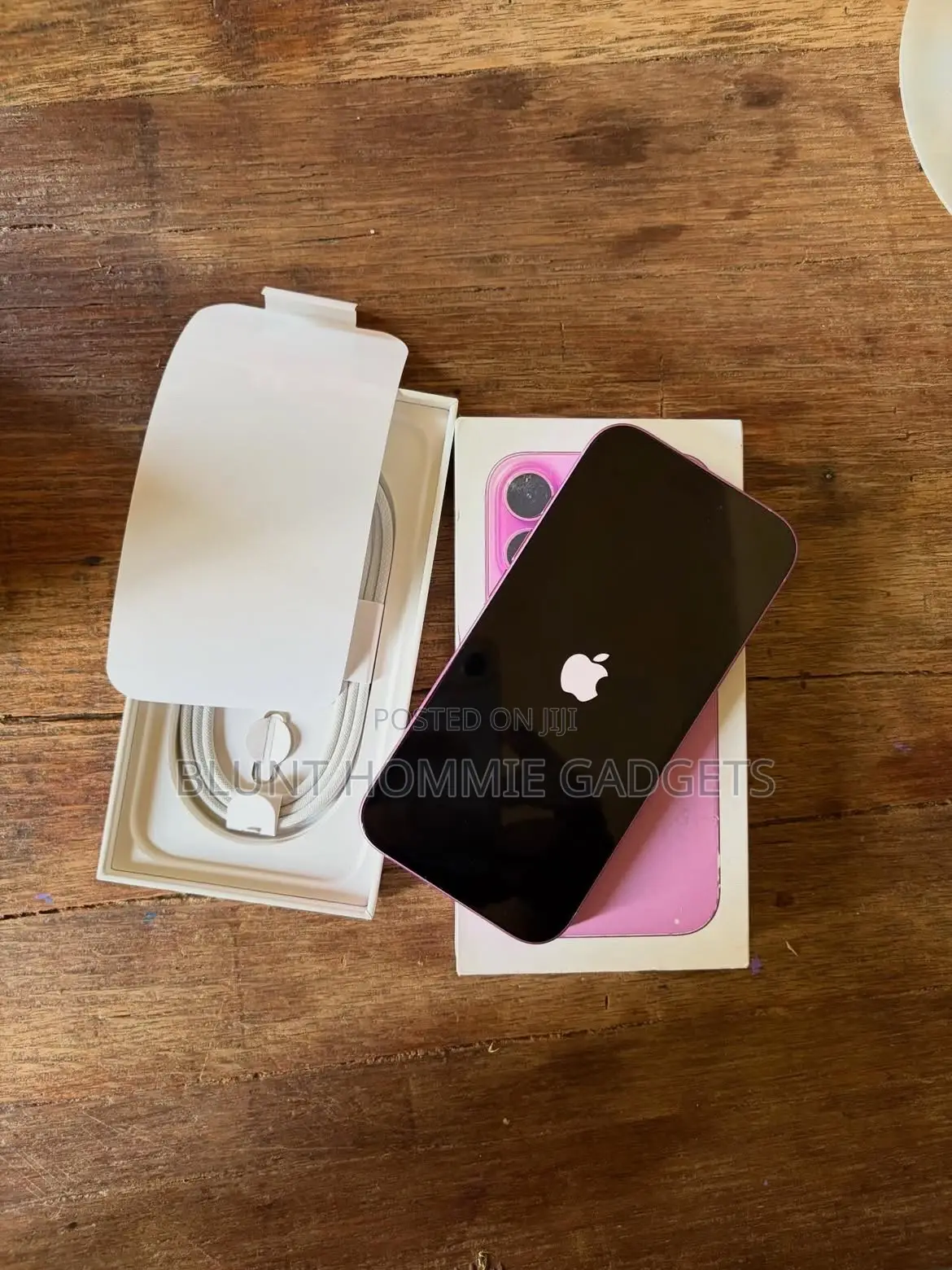 New Apple iPhone 16 128 GB Pink