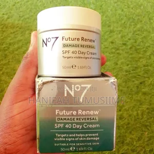 N07 Future Renewal Damage Reversal SPF 40 Day Cream