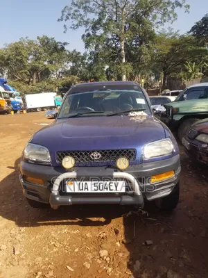Toyota RAV4 1999 Blue