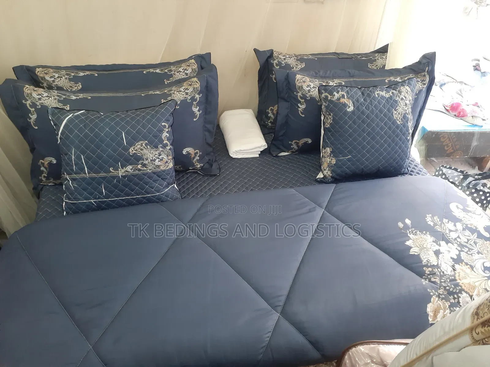Bed Comforter Gray