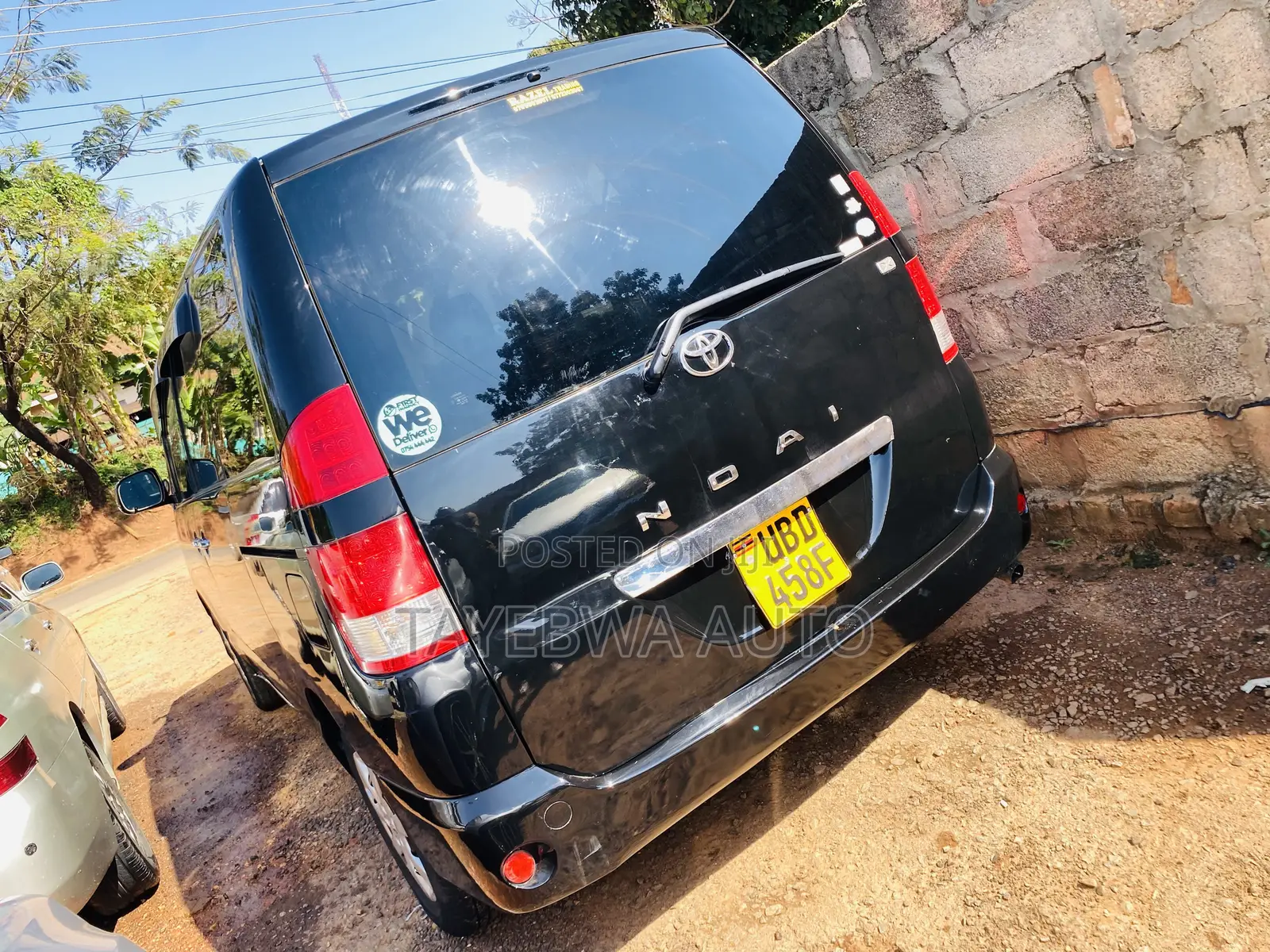 Toyota Noah 2005 Black