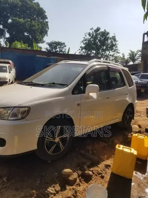 Toyota Corolla Spacio 2000 White