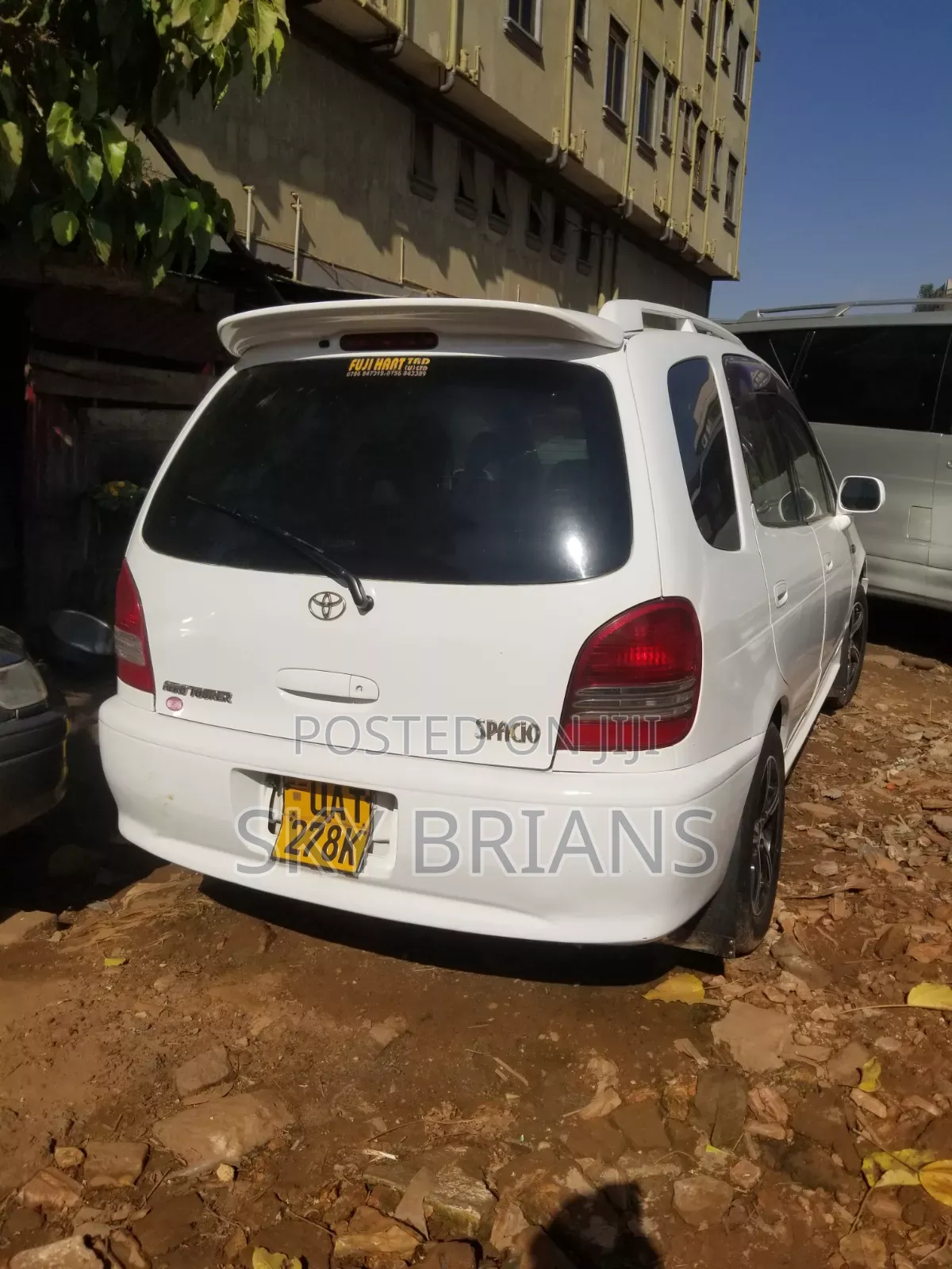 Toyota Corolla Spacio 2000 White