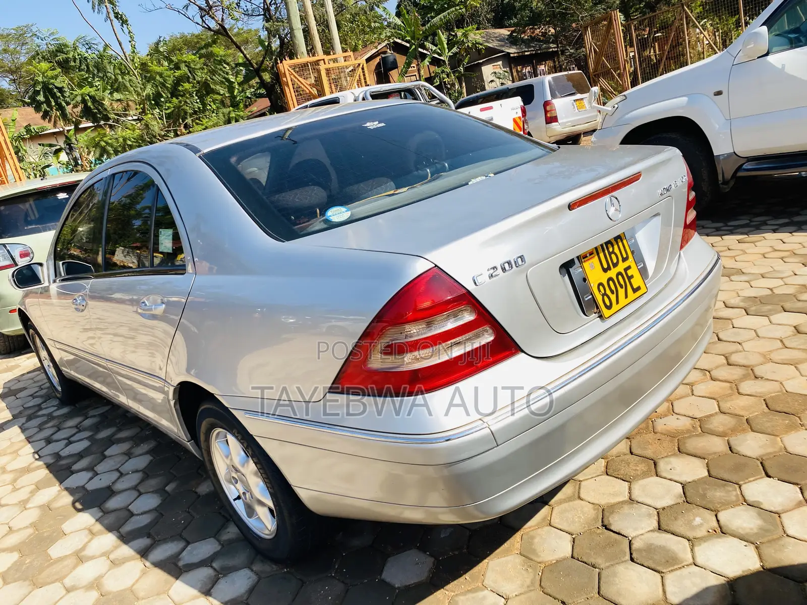 Mercedes-Benz C200 2004
