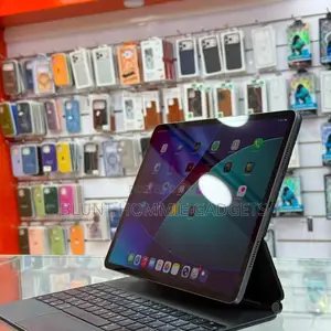 Apple iPad Pro 12.9 (2021) 128 GB Black
