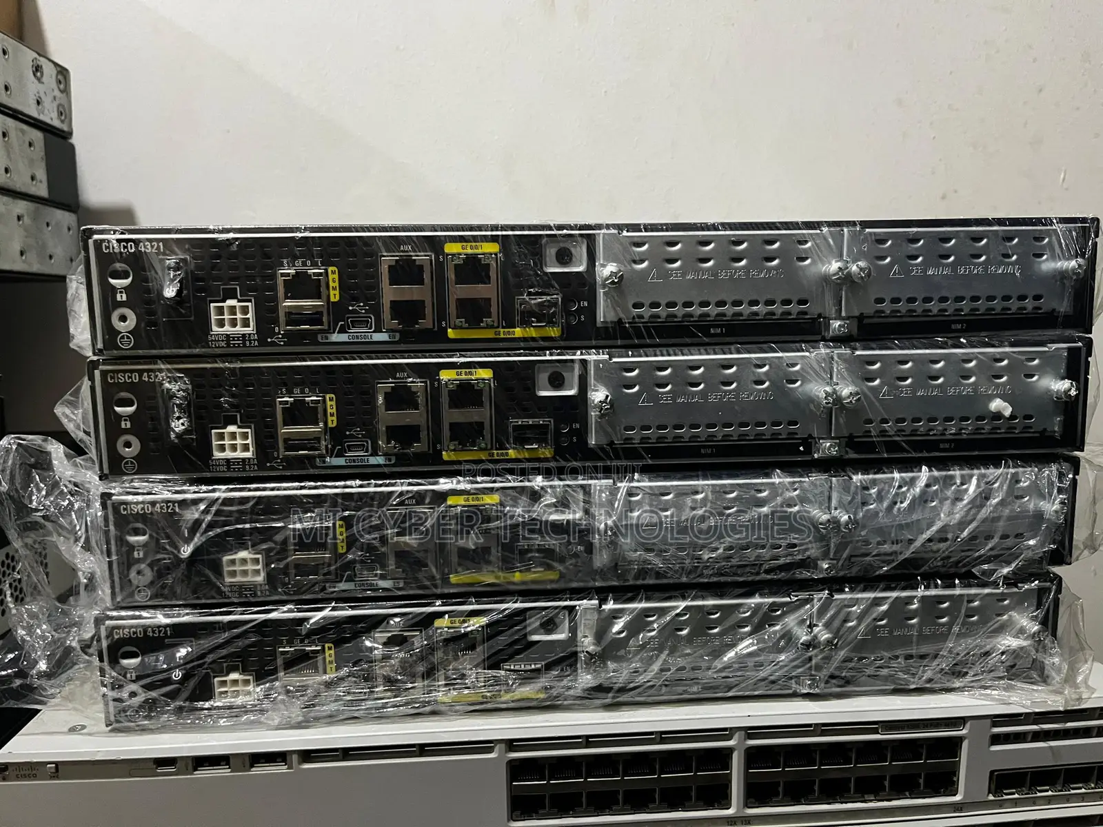 Cisco 4300 Series Integrated Services Routers (ISR).