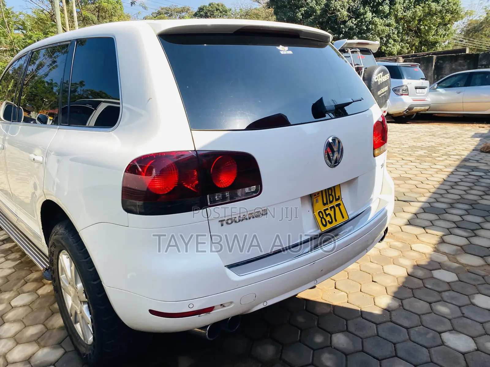 Volkswagen Touareg 2009 White