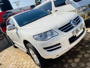 Volkswagen Touareg 2009 White