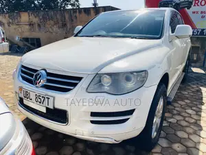 Volkswagen Touareg 2009 White