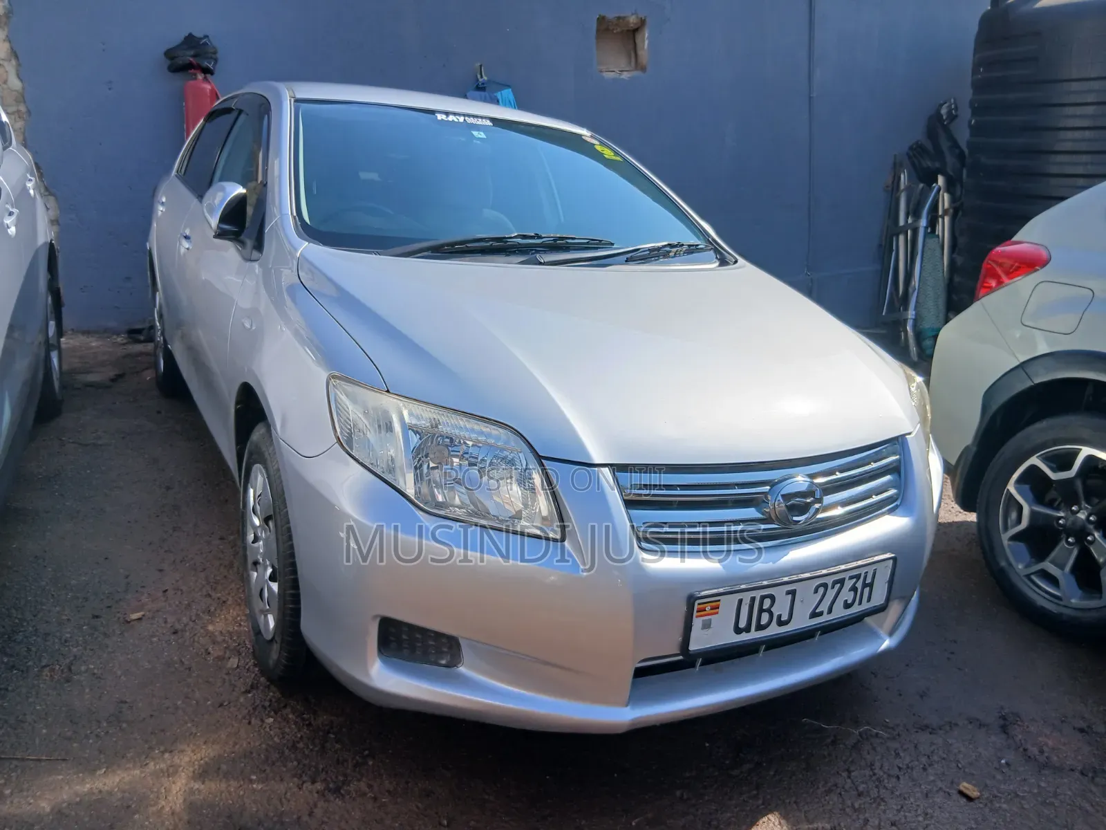Toyota Axio 2010 Silver