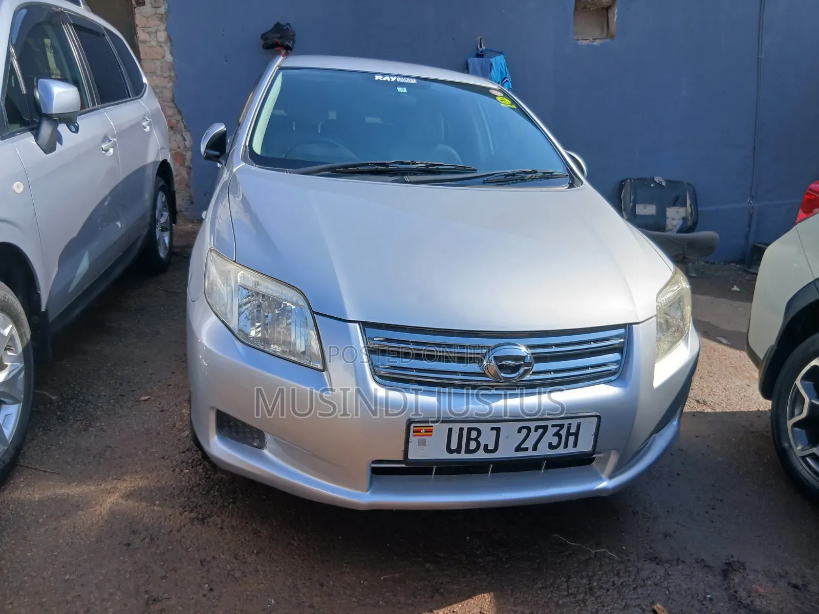 Toyota Axio 2010 Silver