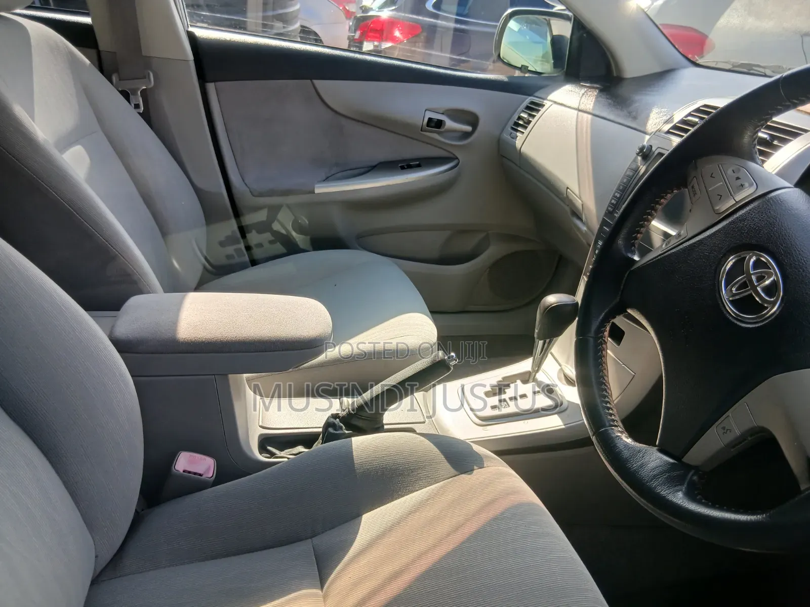 Toyota Axio 2010 Silver