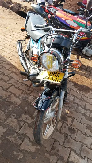 TVS HLX 125 2021 Black