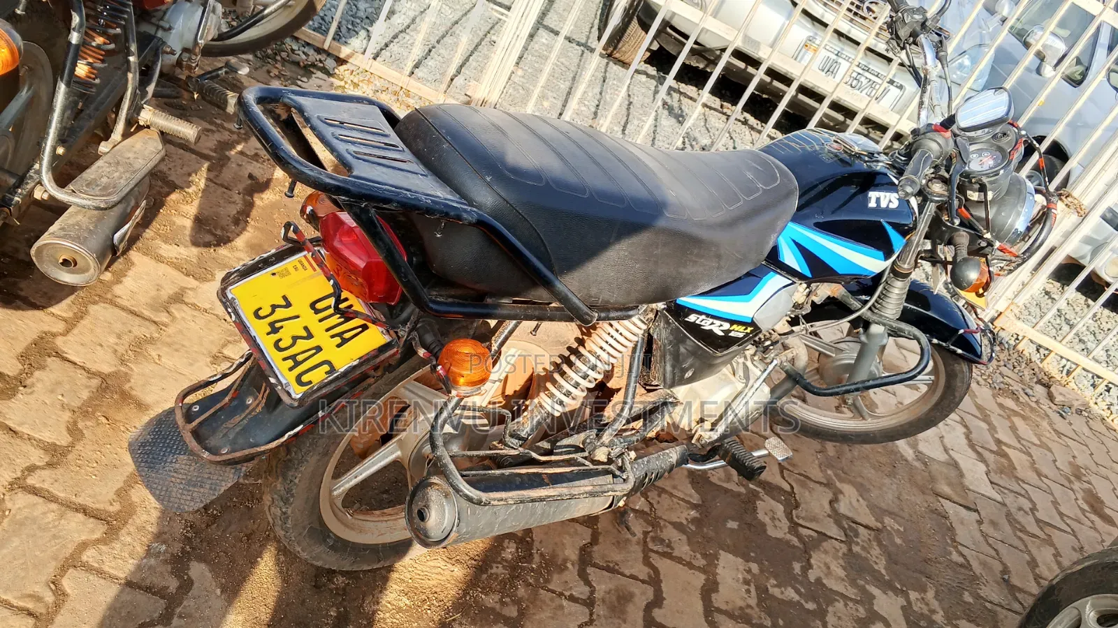 TVS HLX 125 2021 Black