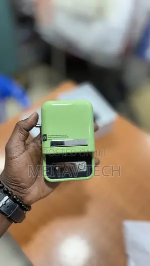 NIIMBOT B21 Pro Colored